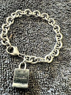 Tiffany & Co. Shopping Bag Charm Link Bracelet Silver